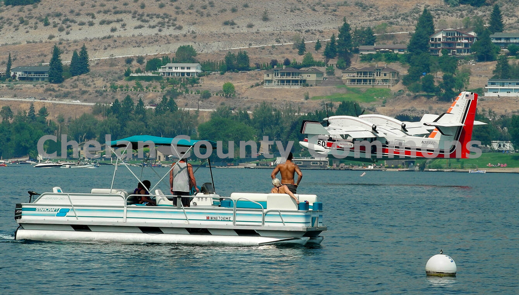 Chelan Fire Plane Front Row Seat, by Jared Eygabroad | Capture Wenatchee