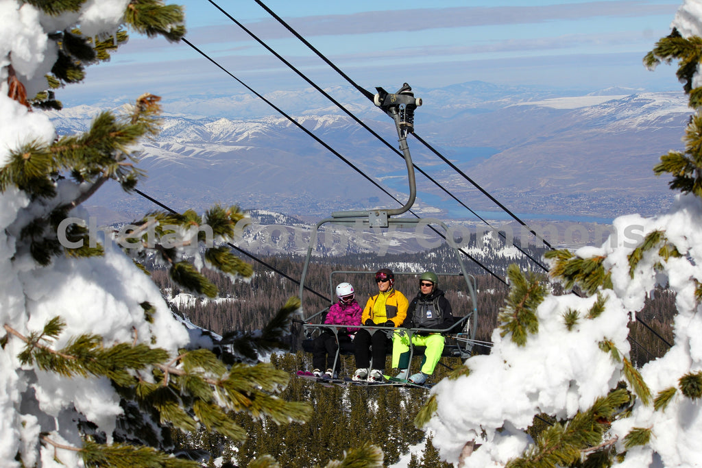 Chairlift Over Columbia, by Jared Eygabroad | Capture Wenatchee