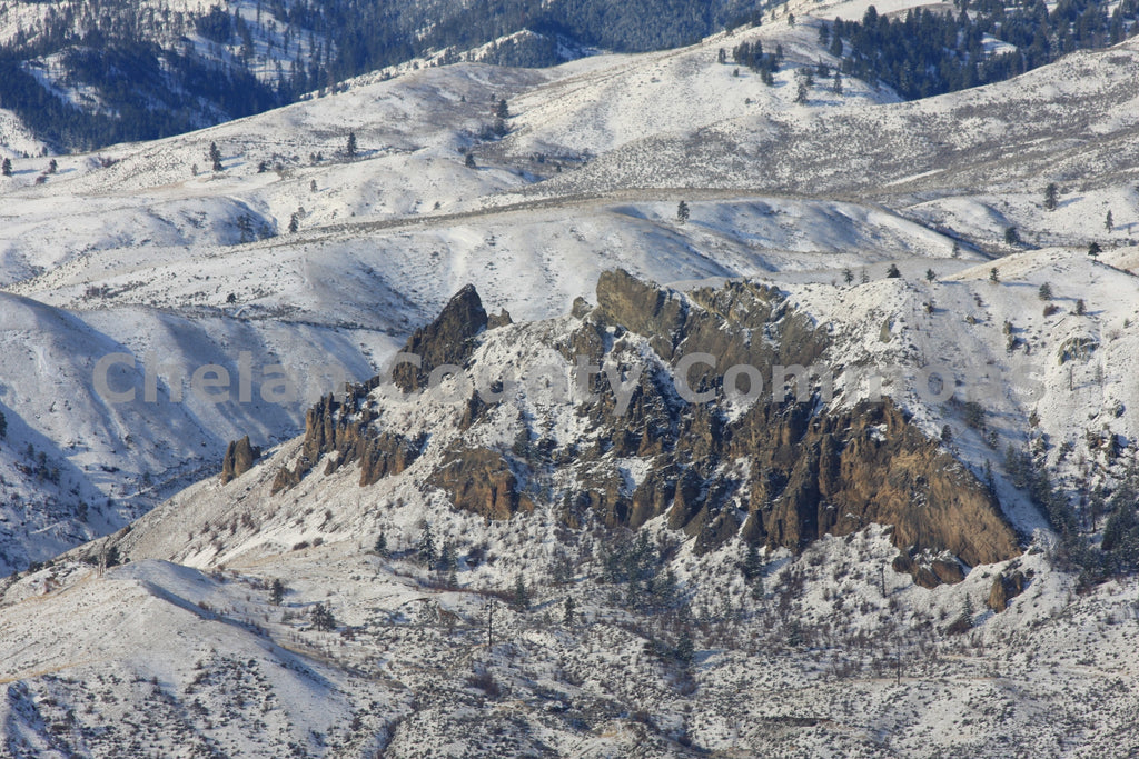 Aerial Saddle Rock, by Keith Mickelson | Capture Wenatchee
